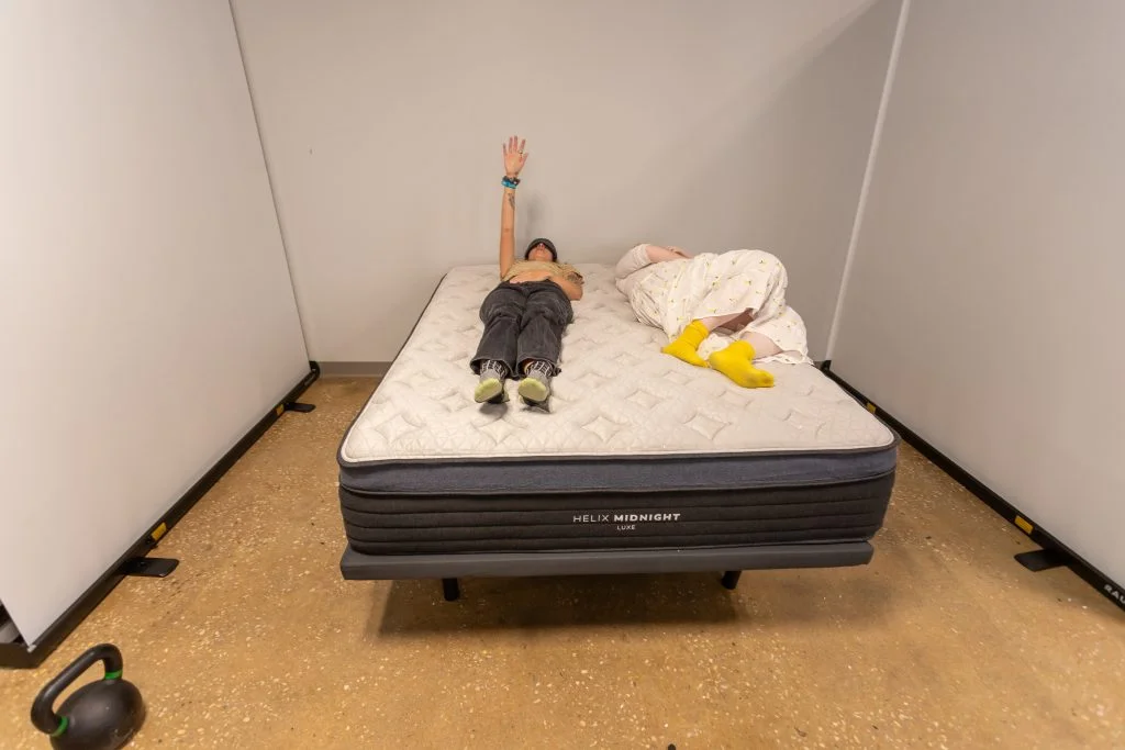 Partner test on the Helix Midnight Luxe