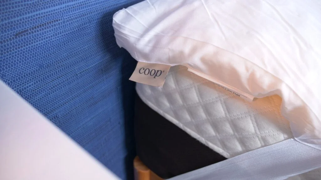 tag on the coop retreat topper