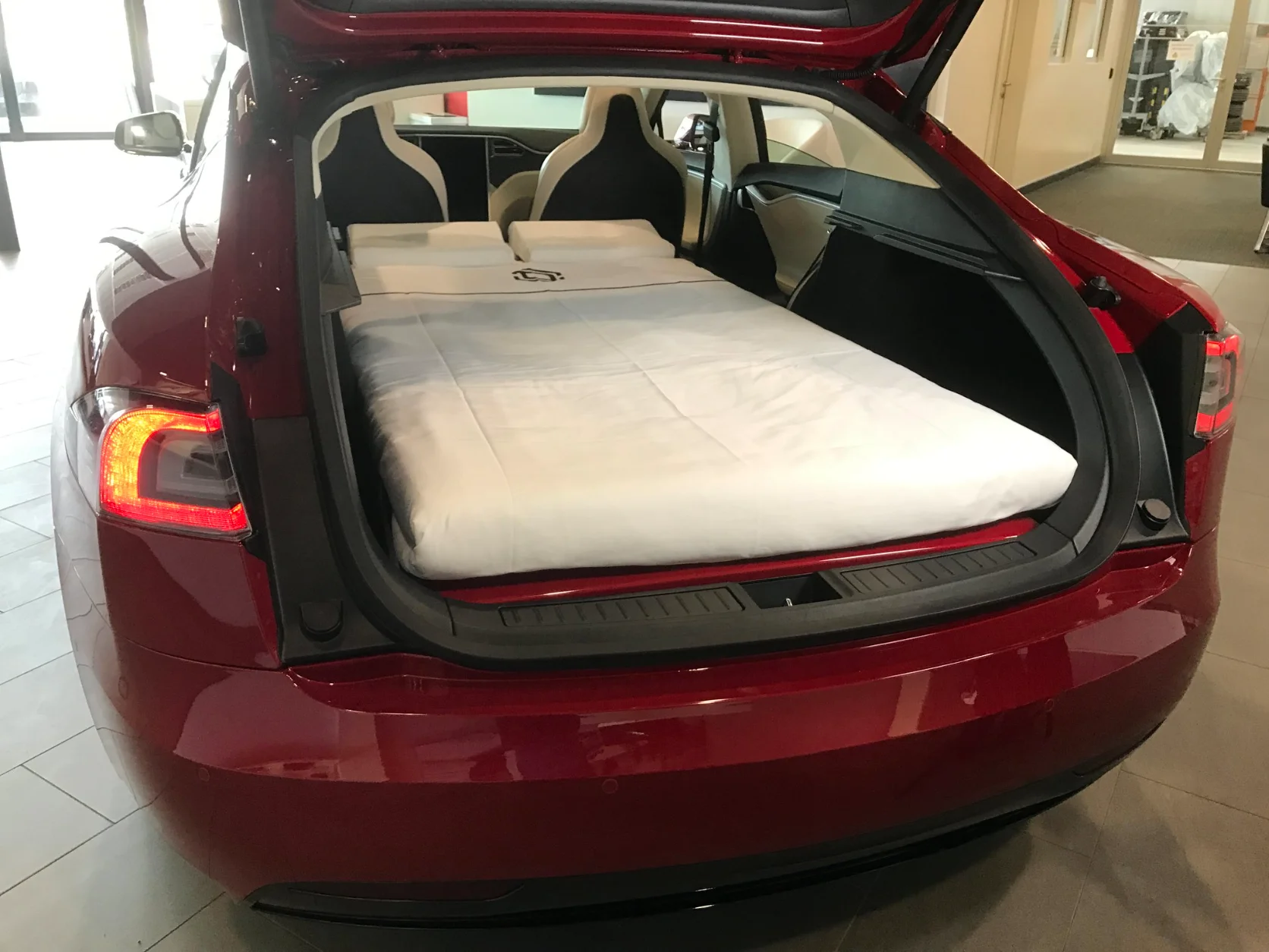 Tesla Introduces a New Bed-in-a-Boxโฆ For Your Car