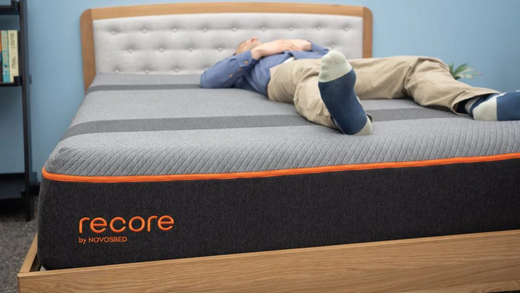 Back sleeping on the Recore mattress
