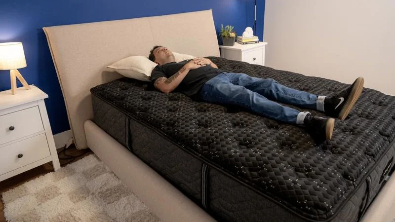 back sleeping on the beautyrest black mattress 2