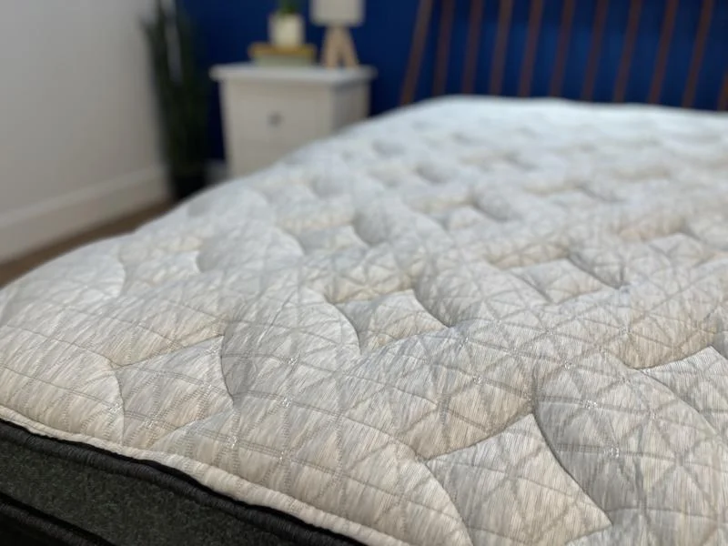 A close look at the Helix Sunset Luxe Mattress