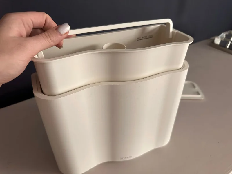 Our tester accesses the water reservoir on a Virtuvi Cloud Humidifier