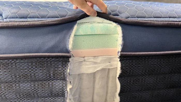 Construction of the Brooklyn Bedding Signature Hybrid Mattress