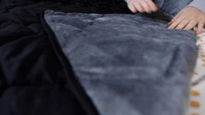 layla weighted blanket duel sided