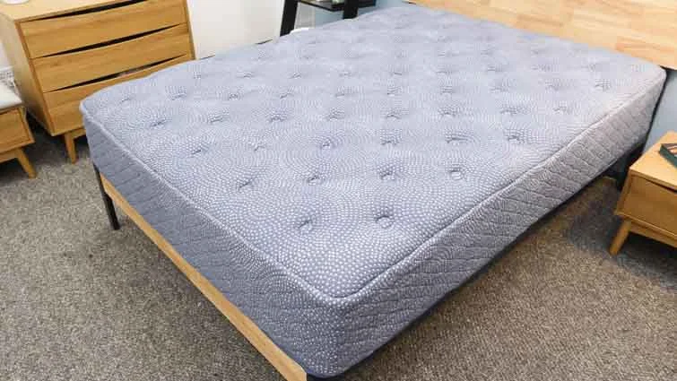 Luft Hybrid mattress review