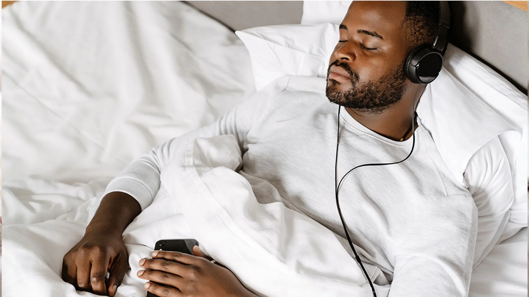 Everything You Need To Know About ASMR and Sleep