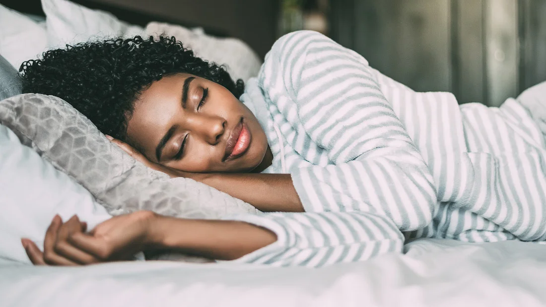 Imagining Fake Scenarios In Your Head Before Bed? There’s a Reason You Do This