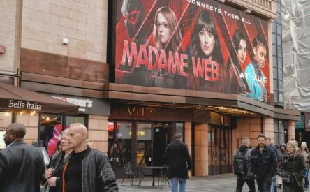 To Be Honest, Weโre a Little Worried About Sydney Sweeneyโs Sleep Schedule