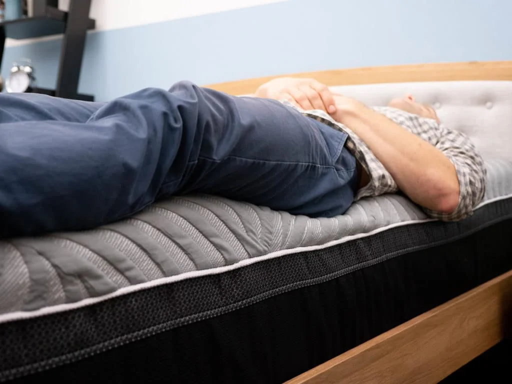 Sealy Hybrid mattress side view