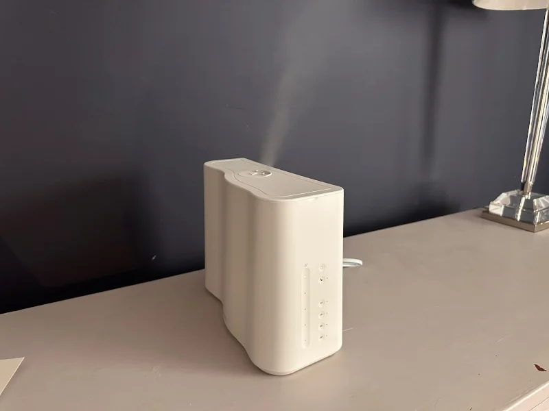 A Virtuvi Cloud Humidifier being used.