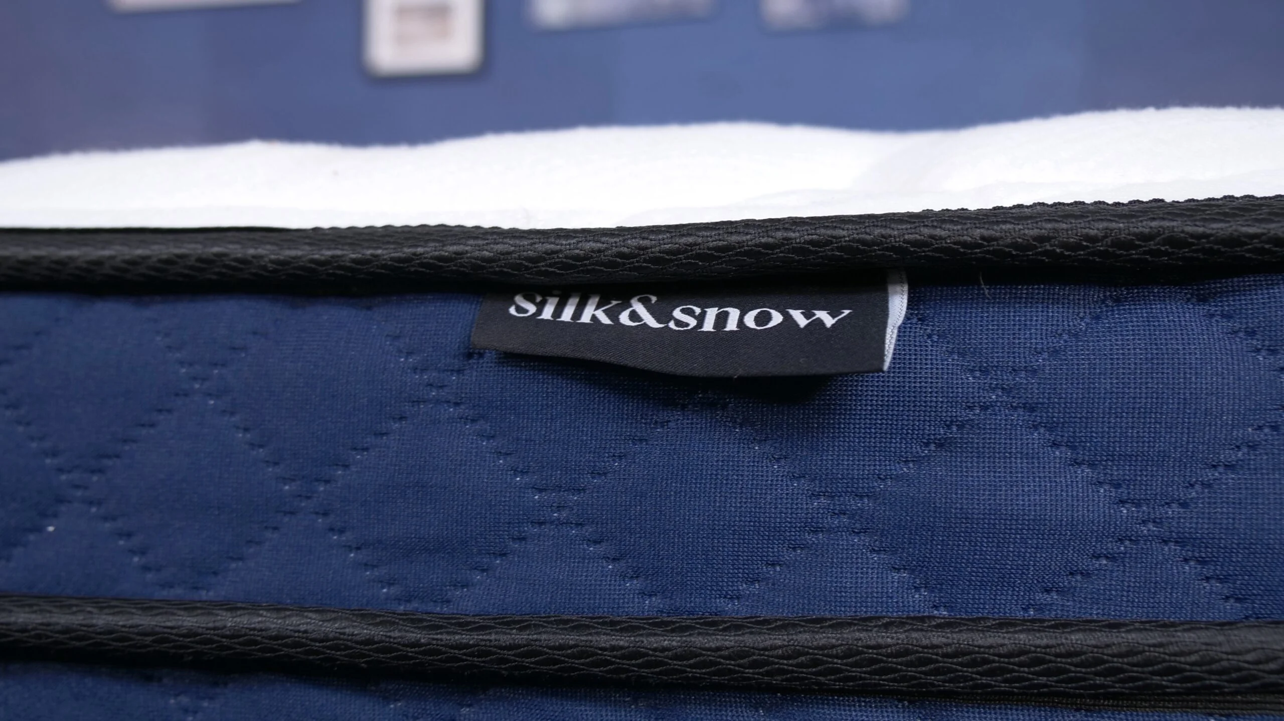 Silk & Snow Hybrid Mattress Review (2025)