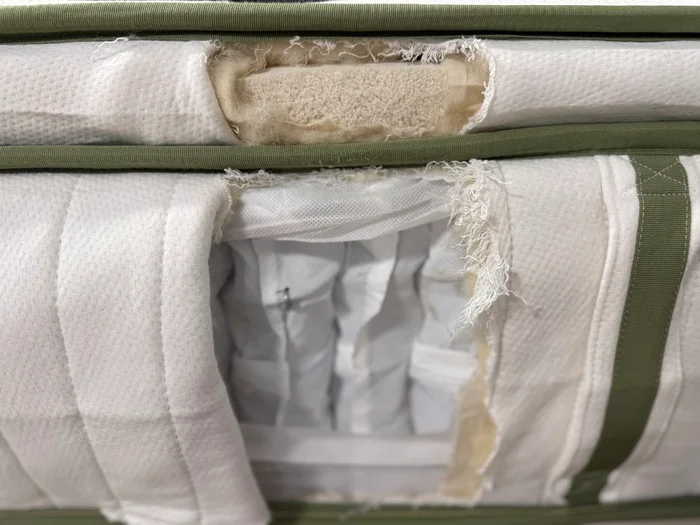 A cross section showing the layers within the Silk & Snow Organic mattress