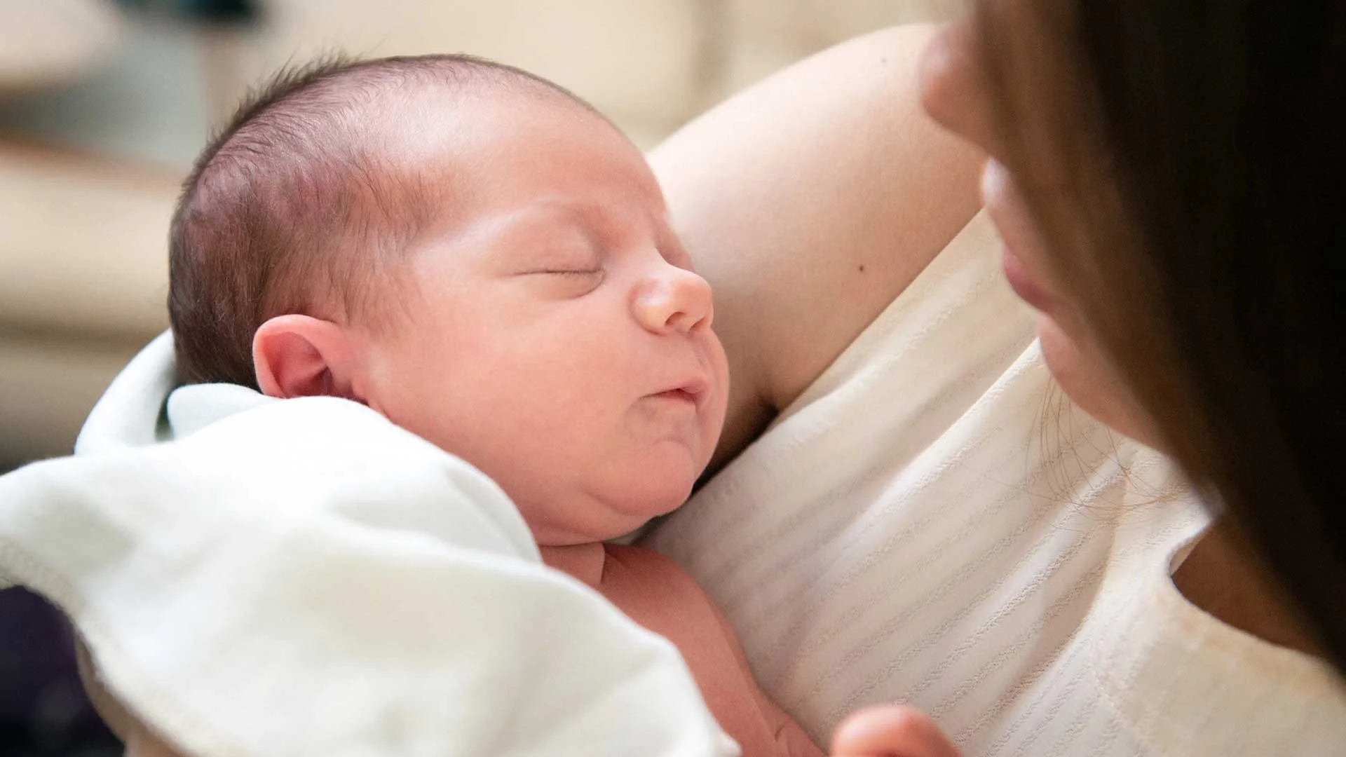 Babies Will Change Your Life, But Did You Know They Can Change Your Sleep Chronotpye, Too?