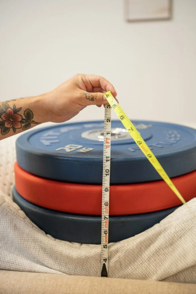 Testing edge support with three weight plates
