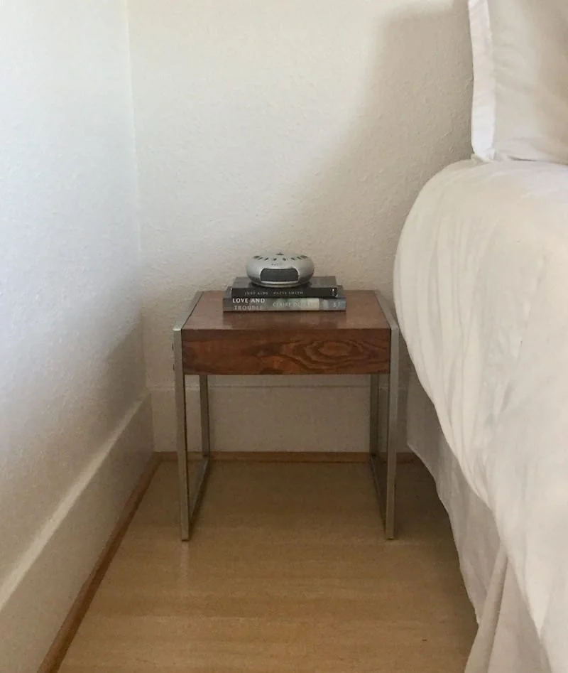 Conair Sound Therapy Bed Stand