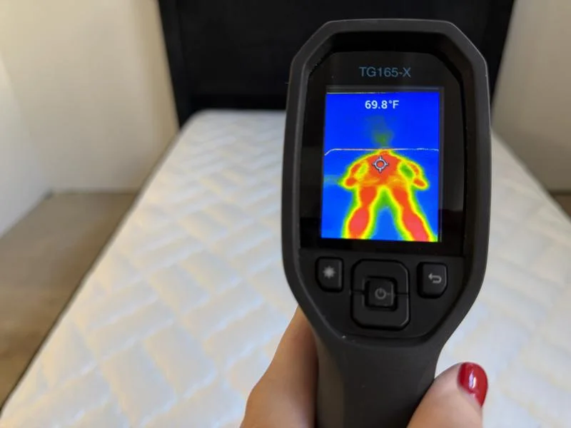 Thermal imaging of the Titan Plus Core Mattress after being slept on