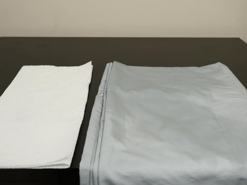 Woven cotton sheets color test - zero color transfer