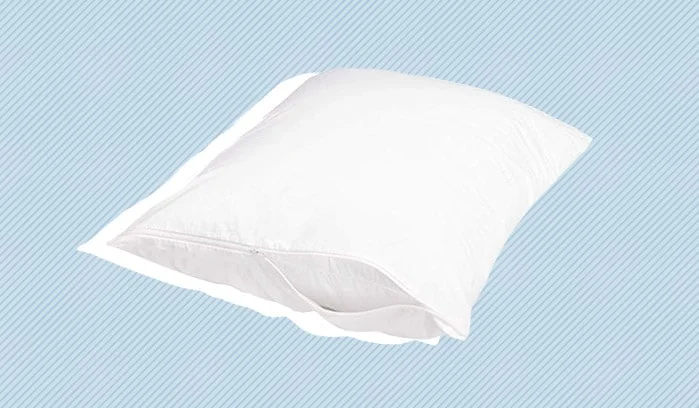 Contender PillowProtectors amazonbasics