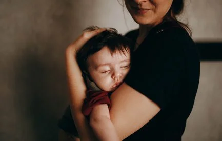 YouTuber Shares Genius Hack For Getting a Baby to Sleep on a Plane