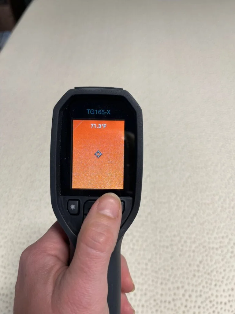 Thermal imaging of the 5 Little Monkeys Memory Foam Mattress before being slept on for 5 minutes.