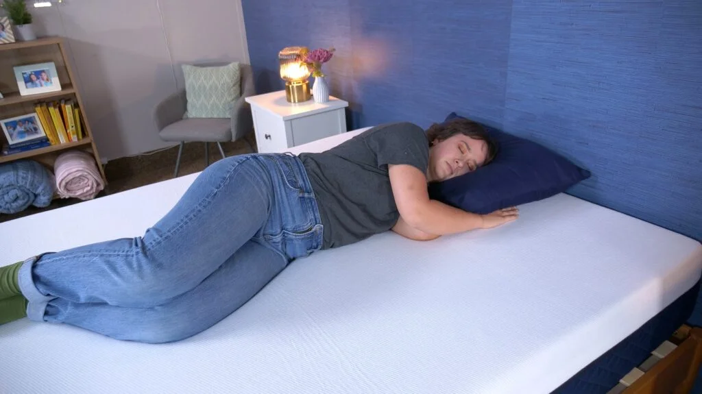 silk and snow side sleeper