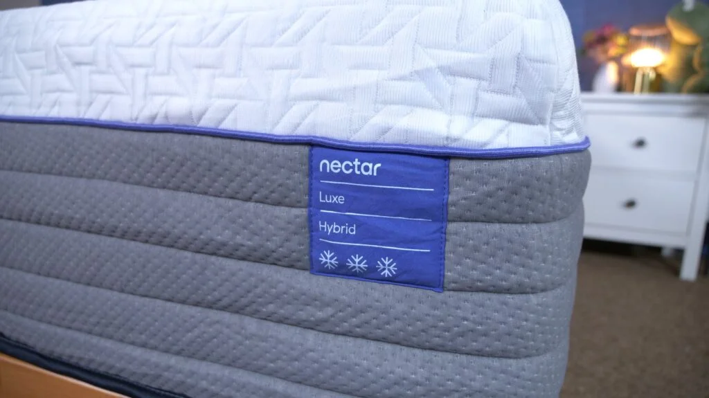 nectar luxe hybrid label