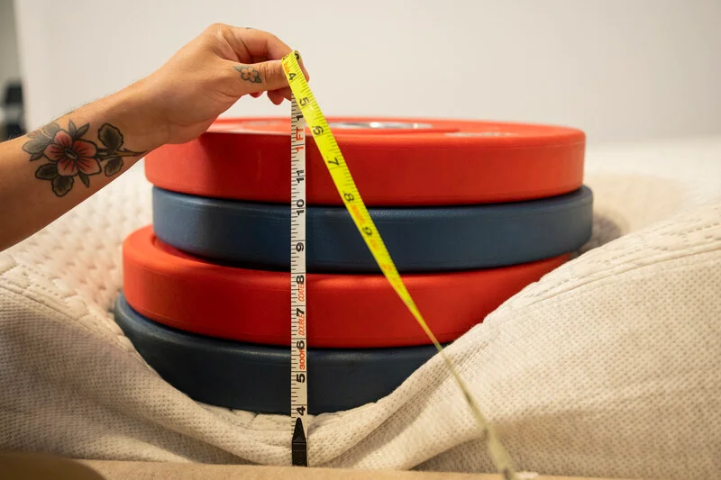 Testing edge support with four weight plates