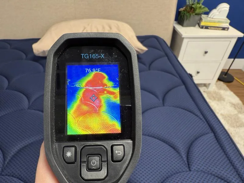 Thermal imaging of the DreamCloud Ultra Hybrid Mattress after being rested on