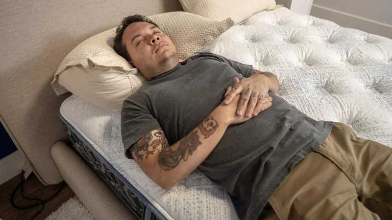 Back sleeping on the Serta Perfect Sleeper Cascade Range Mattress
