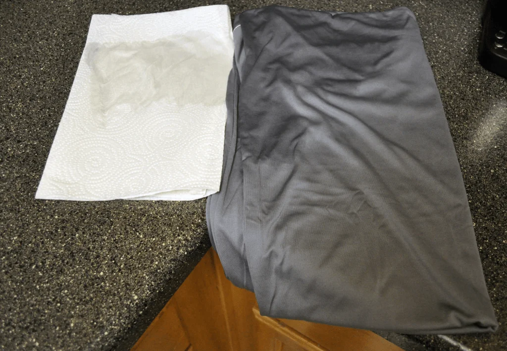 bedgear Dri-Tech sheets color test - zero color transfer