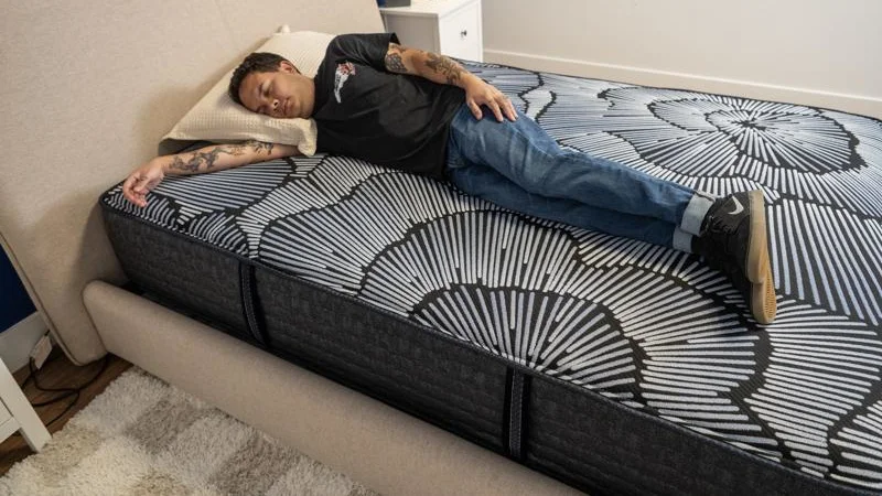 Side sleeping on the Serta Perfect Sleeper X Mattress