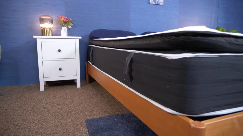 hush mattress handles