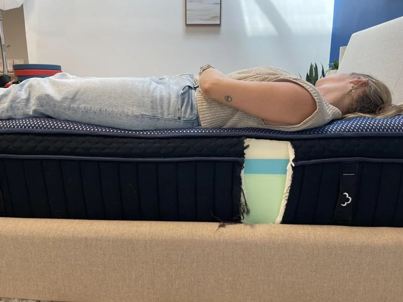 Full body back-sleeping edge support test of the DreamCloud Luxe Memory Foam Mattress