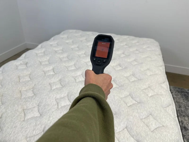 before thermal imaging from the helix sunset luxe mattress