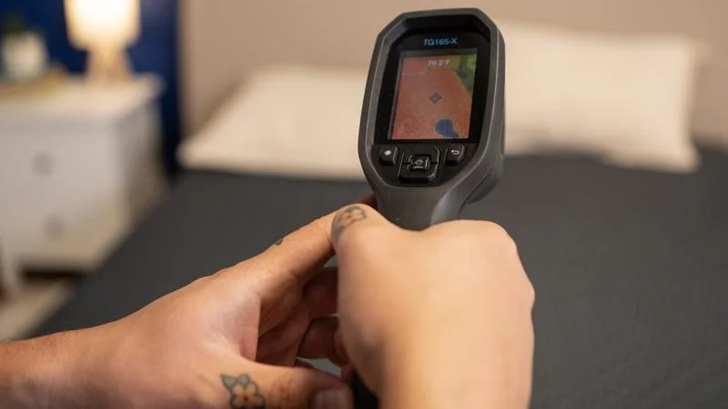 Thermal imaging of the Tuft & Needle Mint Hybrid Mattress before being rested on