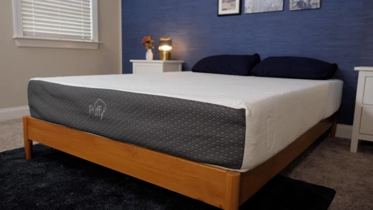 Best Mattresses for a Herniated Disc, Reviewed by Doctors and Sleep Experts (2025)