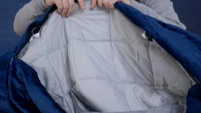 gravity blanket gridded stitching