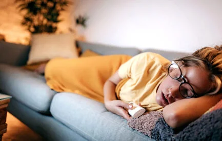 Still Sleeping With Your Blankie? Donโt Worry โ Youโre Not Alone