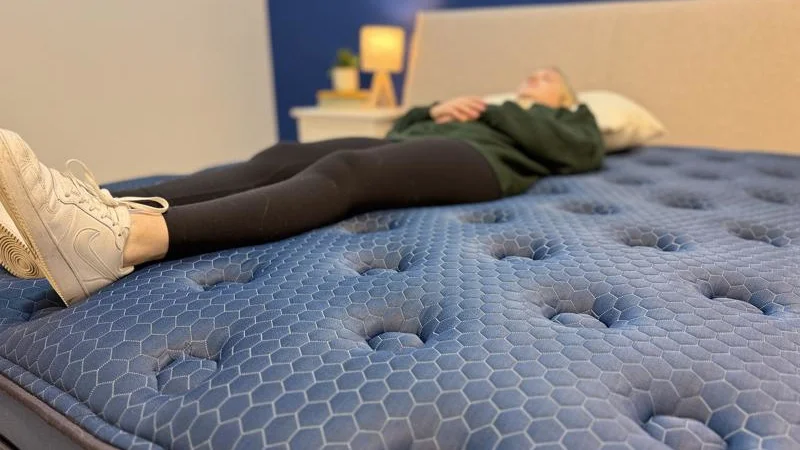Full body edge support test on the Brooklyn Bedding Signature Hybrid Mattress